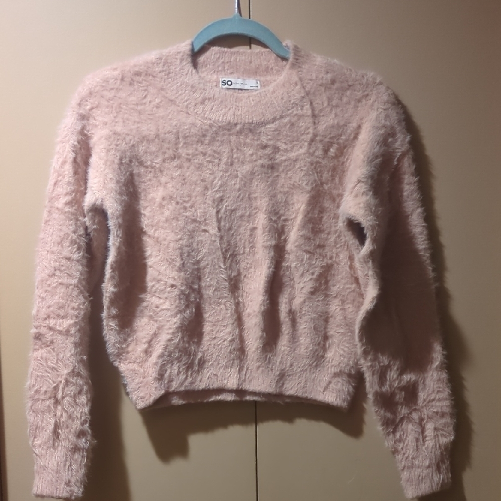 SO Women's Soft Blush Crew Neck Sweater